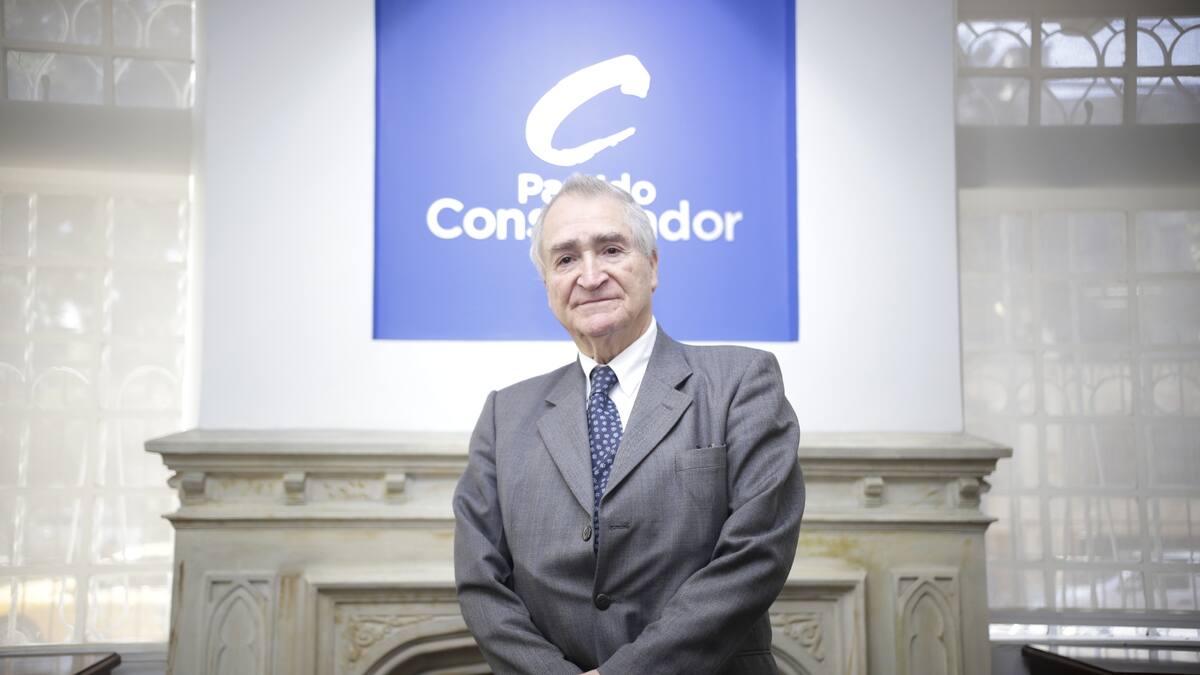 Omar Yepes renuncia al Partido Conservador y se va al del expresidente Pastrana