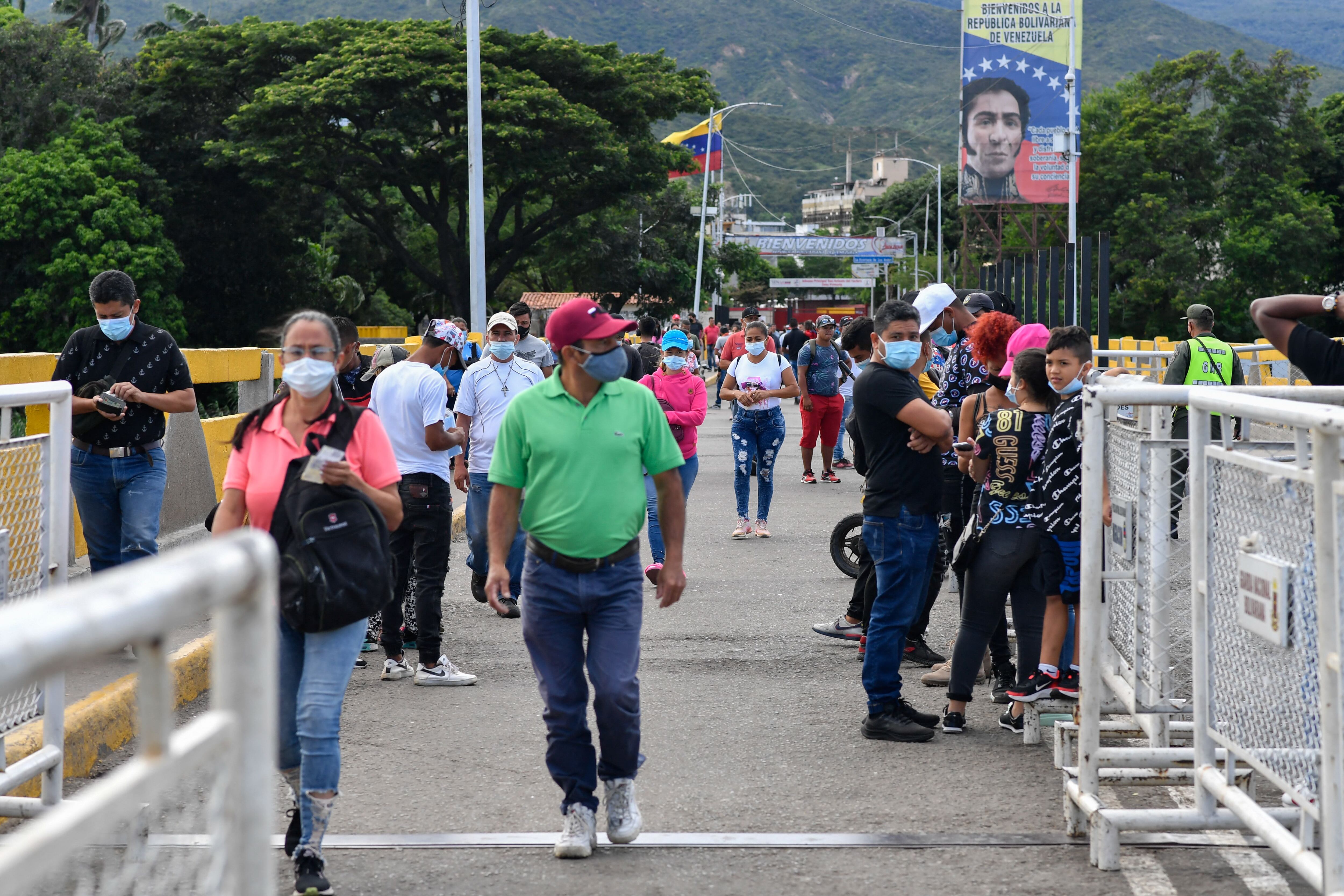 Frontera Colombia y Venezuela (Photo by FEDERICO PARRA/AFP via Getty Images)