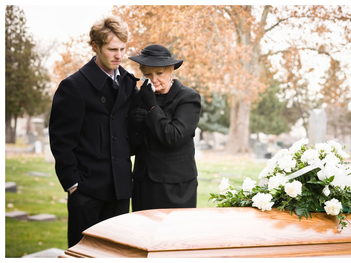 ¿Cuáles son los gastos con la muerte de un ser querido? Estos son los trámites funerarios