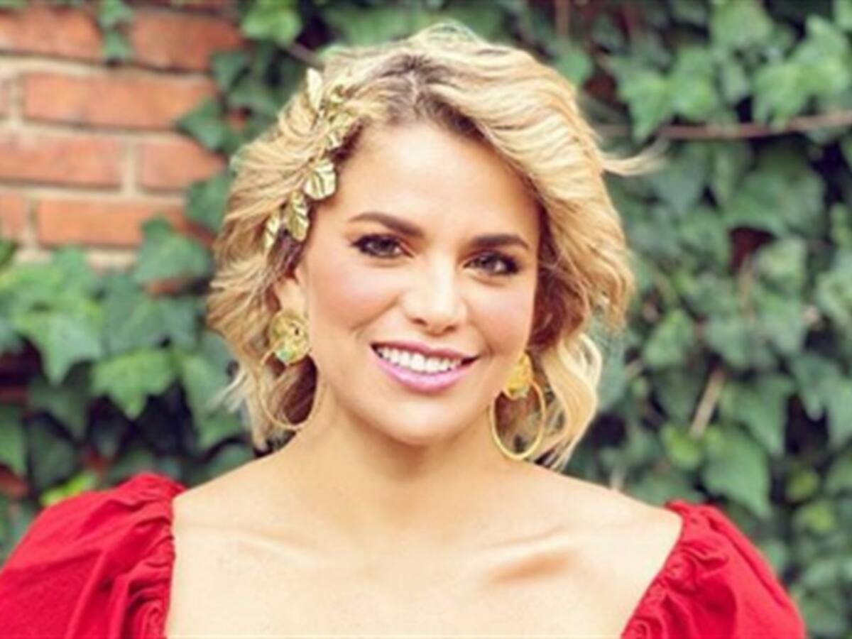 Sólo espero que algo bueno quede de todo esto: Adriana Lucía