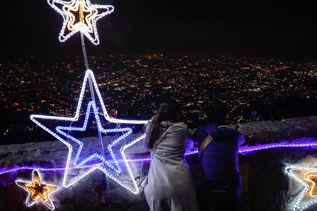 Alumbrado navideño en Bogotá. Foto: Juancho Torres / Anadolu via Getty Images