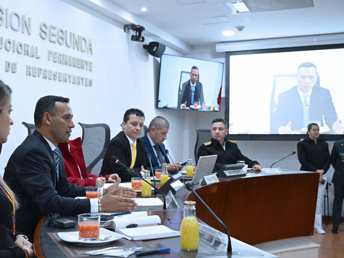 “Instalación de planta de drones y prohibición de armas nucleares”, prioridades del MinDefensa