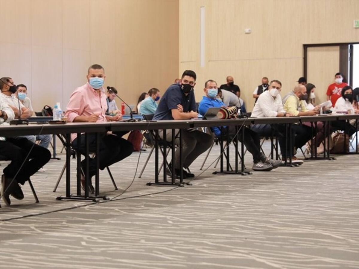 Alcaldes del área metropolitana de Pereira buscan alternativas para evitar toque de queda