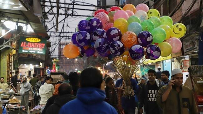 Una ‘travesura’ llevó a un vendedor de globos al hospital con quemaduras de segundo grado. Foto: Getty Images
