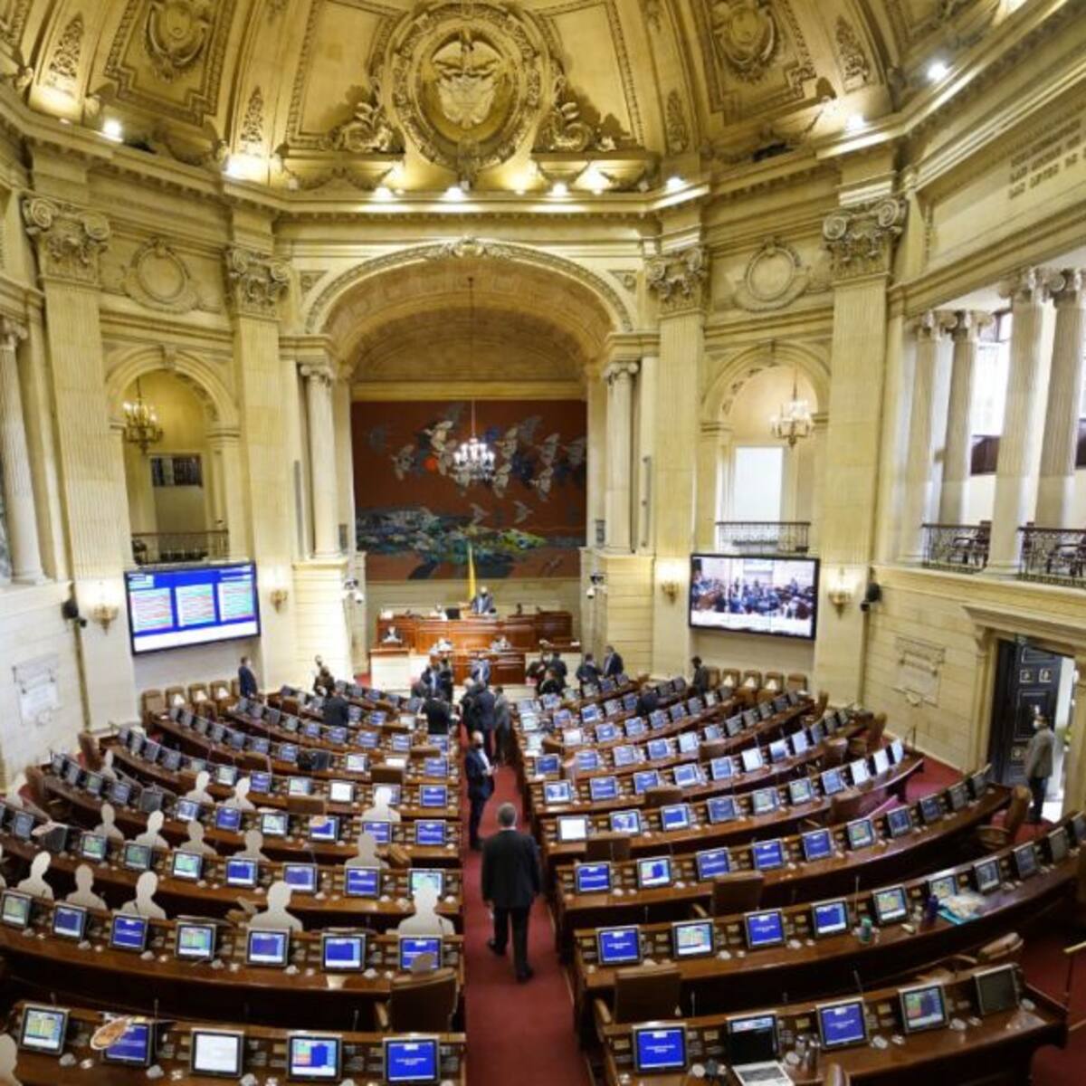 Caso Álex Flórez: ¿Comportamiento de congresistas debe ser ejemplar?