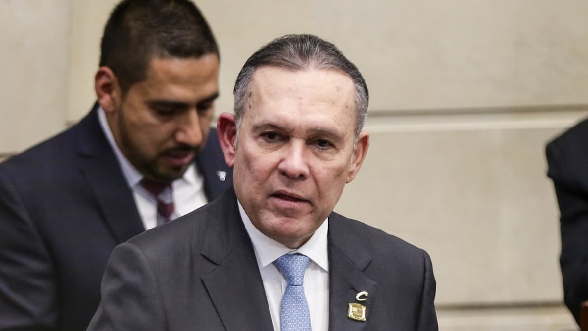 Presidente del Congreso arremetió contra Ley de Financiamiento y anunció voto negativo