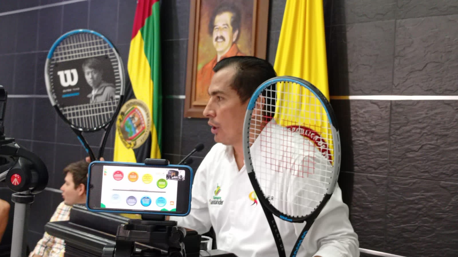 Polémica por sobre costos en contrato del Indersantander