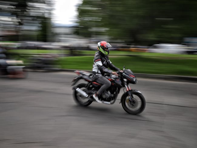 Imagen de referencia de una moto en Bogotá. (Colprensa - Álvaro Tavera)