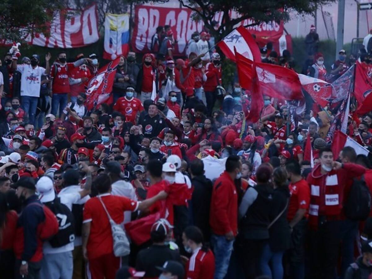 Hinchas del América de Cali protagonizaron fuerte pelea en Estados Unidos