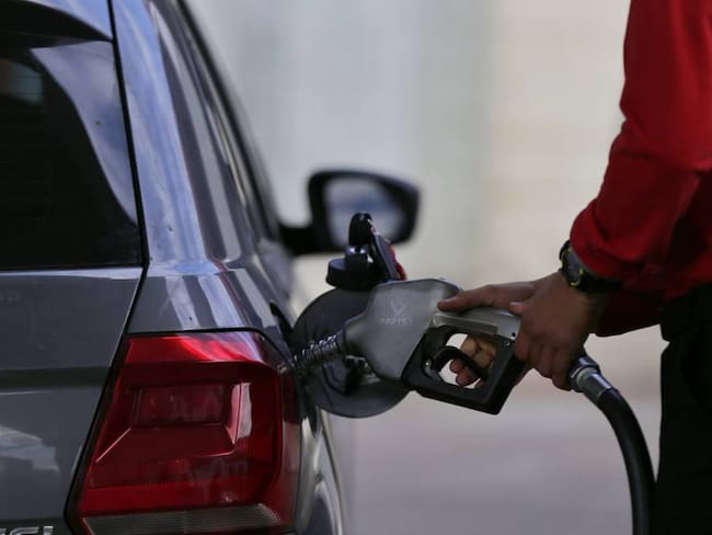 El precio de gasolina debería estar aumentando a un ritmo más rápido