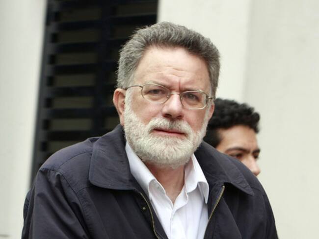Luis Carlos Restrepo, excomisionado de Paz, por la falsa desmovilización del Bloque Cacica La Gaitana de las Farc