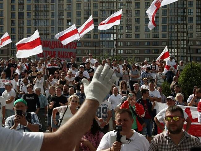 Continúa la tensión en Bielorrusia por detenciones y protestas