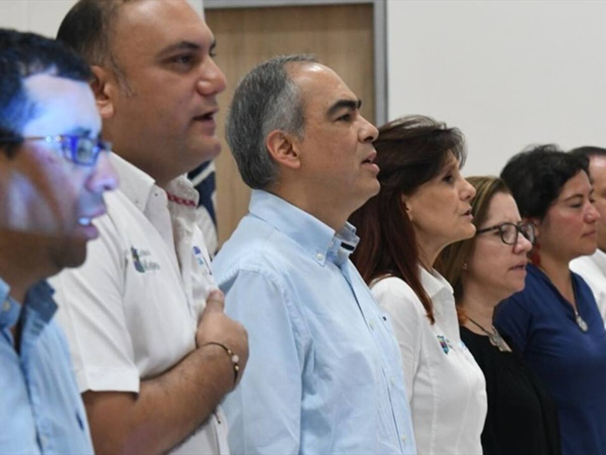 No hay excusas para que Congreso no cumpla con la reglamentación de la JEP: Rodrigo Rivera