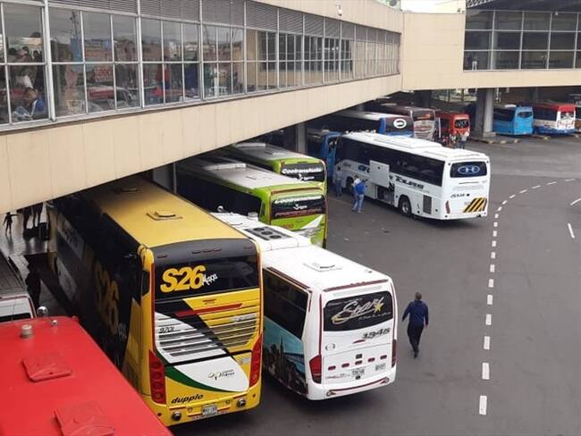 Le pedimos al Gobierno que nos deje trabajar: transportadores intermunicipales
