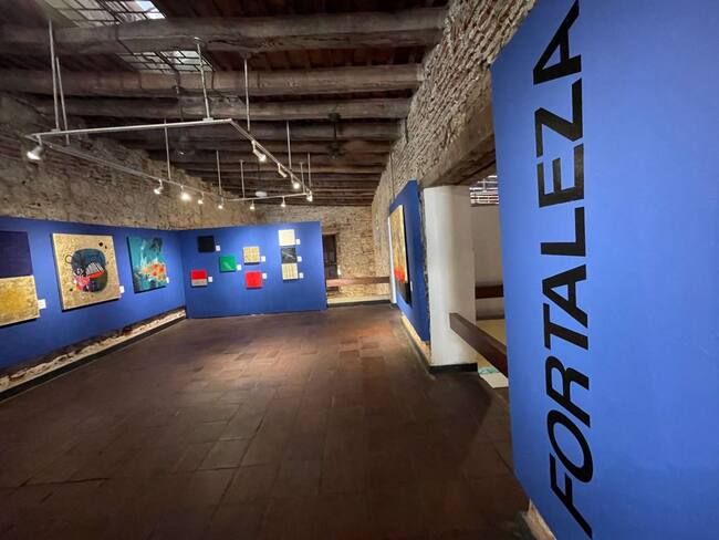 La muestra "Esperanza, Fortaleza y Resiliencia", que se inaugura hoy en el Museo de Arte Moderno en Cartagena. Crédito: Foto/Cortesía RA Consultores de arte.