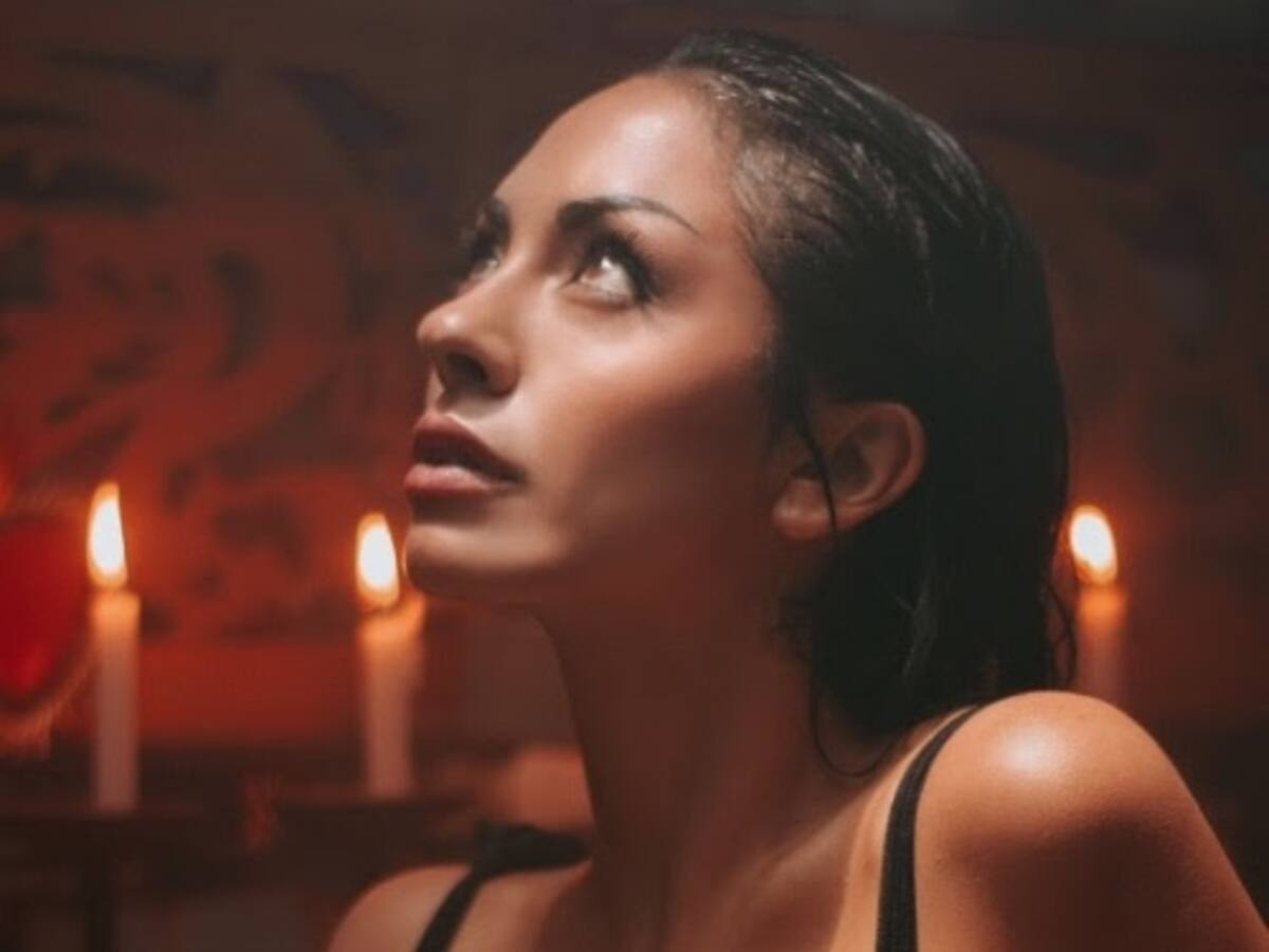 “Todo lo hicimos por zoom”: ‘La Ramona’ presenta su nuevo sencillo junto al ganador del Grammy Latino, Yotuel