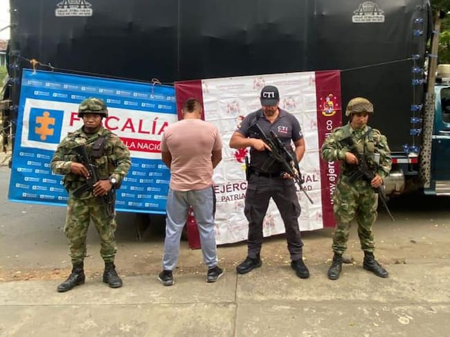 En el momento de la captura, se logró la inmovilización de dos vehículos, la incautación de siete toneladas en un primer caso y en un segundo 8 toneladas. Crédito: Fiscalía.