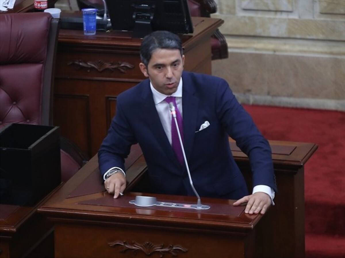 El polémico vínculo de José Andrés O'Meara, quien dirigirá Colombia Compra Eficiente