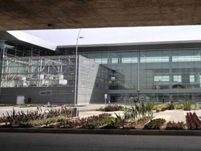 ¿Qué opina del nuevo aeropuerto El Dorado de Bogotá?