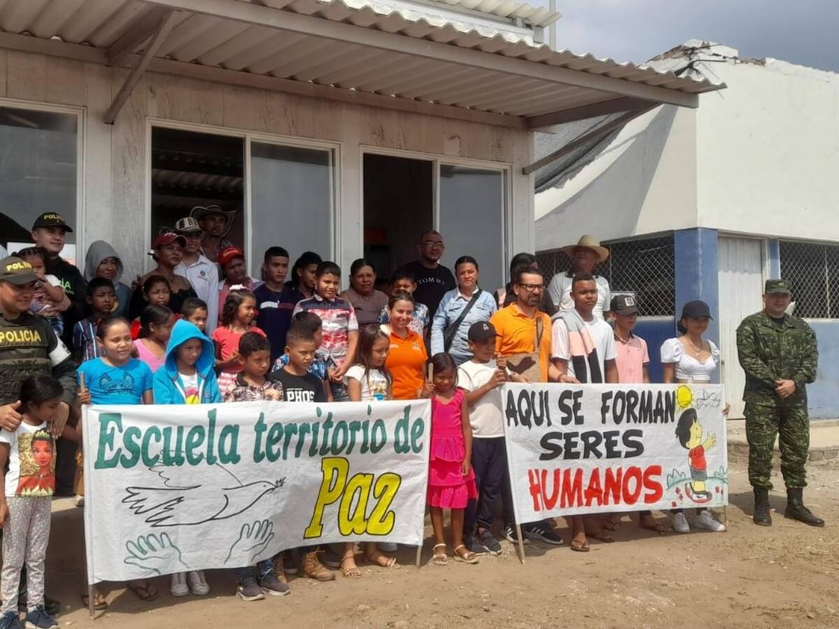 Autoridades garantizan retorno a clases de población en zona rural de Plato, Magdalena