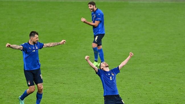 Italia sufre pero esta en los cuartos de final de la Euro. Foto: Getty Images