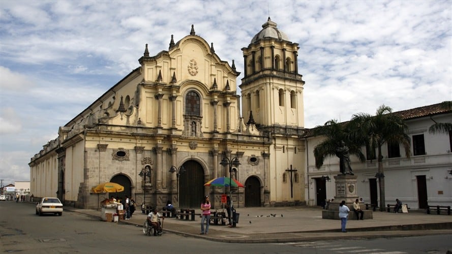 La ASI, el Mais y Alianza Verde presentaron al gobernador Óscar Campo la terna para designar al alcalde encargado de Popayán. Foto: Getty Images