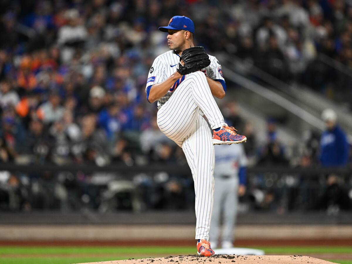 El lanzador colombiano José Quintana firmó por una temporada con los Cerveceros de la MLB