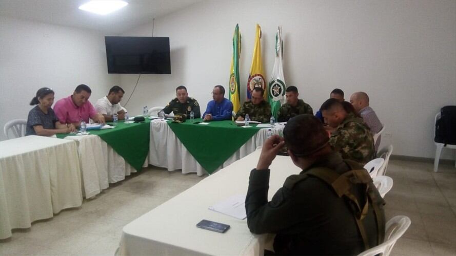 Al finalizar el encuentro, se hizo un nuevo llamado a la ministra del Interior y al alto comisionado de Paz para que la Mesa Nacional de Garantías se realice en la región. Foto: Gobernación del Cauca