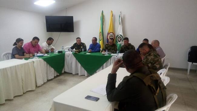Al finalizar el encuentro, se hizo un nuevo llamado a la ministra del Interior y al alto comisionado de Paz para que la Mesa Nacional de Garantías se realice en la región. Foto: Gobernación del Cauca