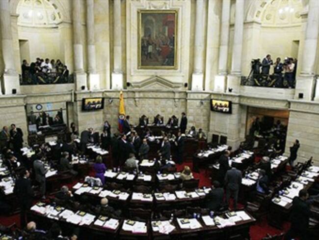 En primer debate el Senado aprueba estatuto anticorrupción