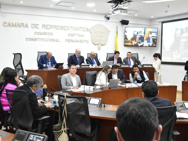 Comisión Séptima de Cámara aprobó en primer debate la reforma a la salud de Gobierno Petro. Foto: Suministarda.