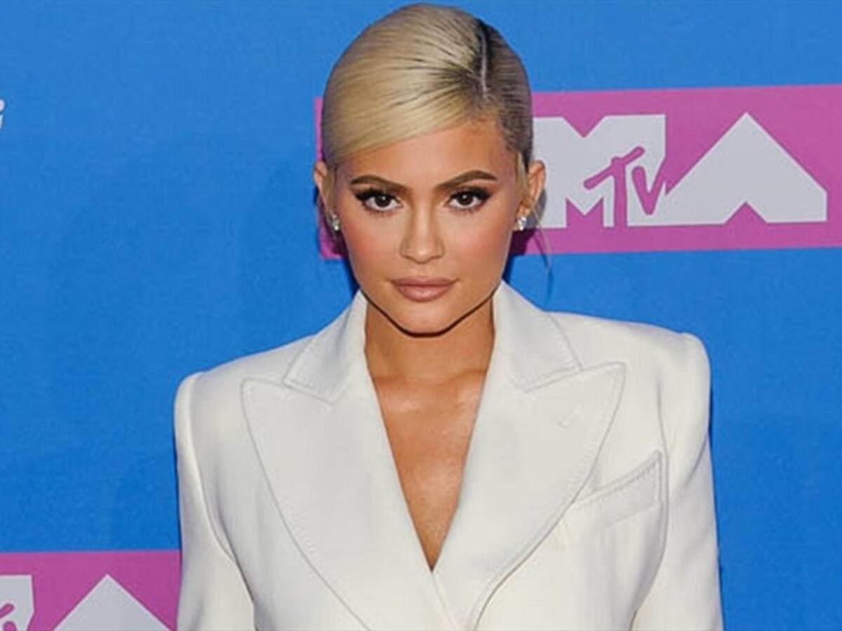 Kylie Jenner se venga del huevo que la ha destronado en Instagram