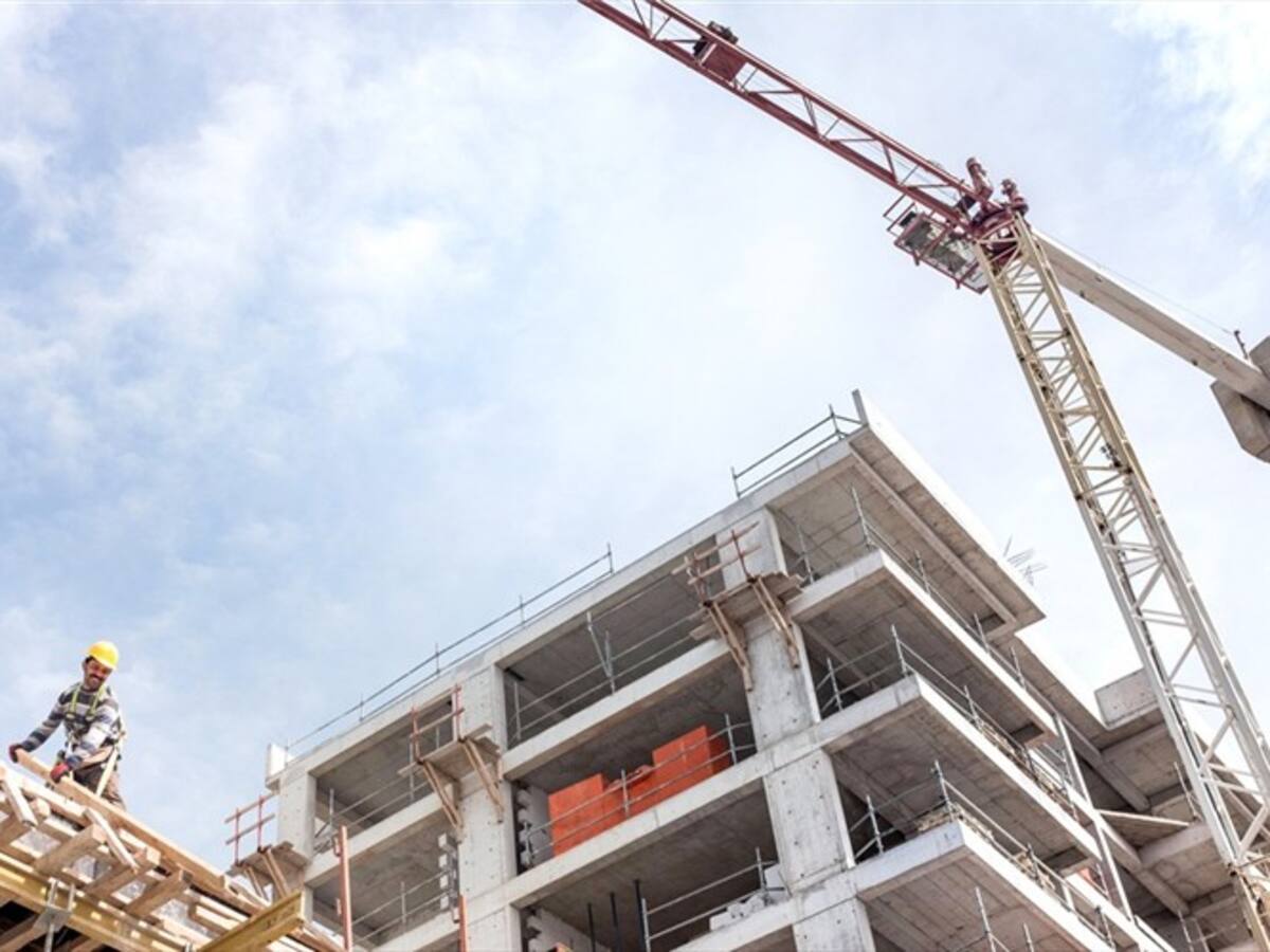 Contraloría alerta por obras inconclusas del Fondo de Adaptación