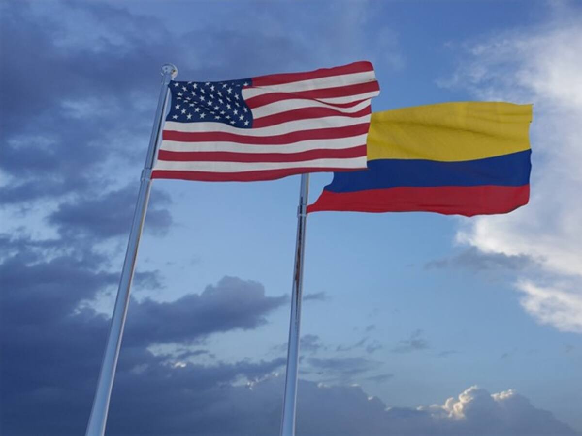 ¿Premio a ex cónsul de Atlanta? Llega a Colombia en lugar de ir a Perú