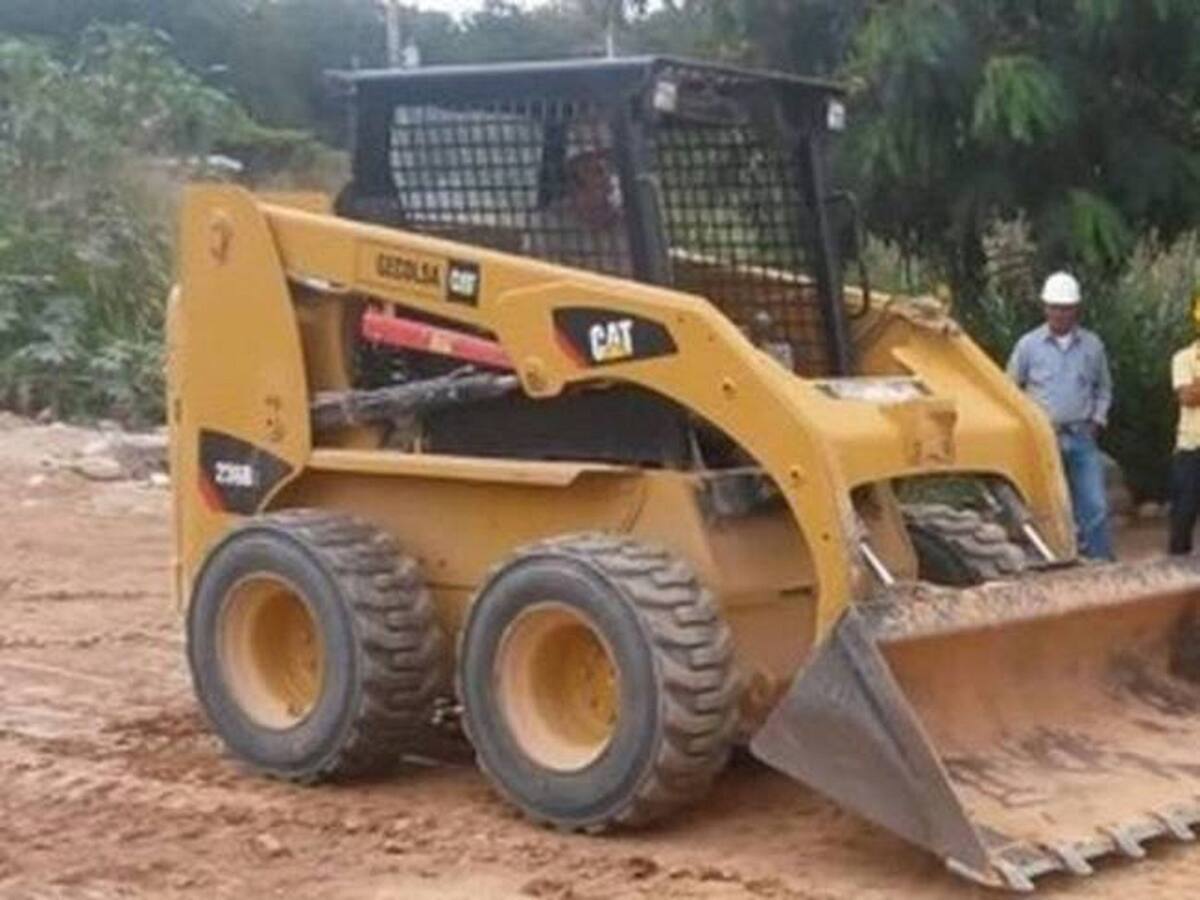 Cuestionan a Gobernación de Boyacá por el uso de maquinaria para atender emergencias