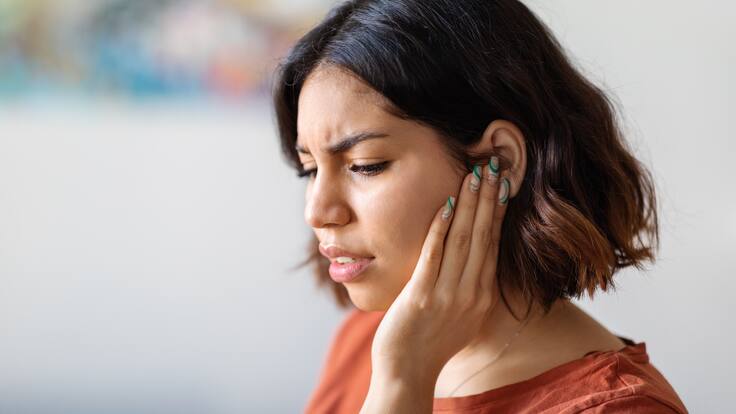 ¿Es necesaria una desintoxicación auditiva por el uso regular de audífonos? Experta dio detalles