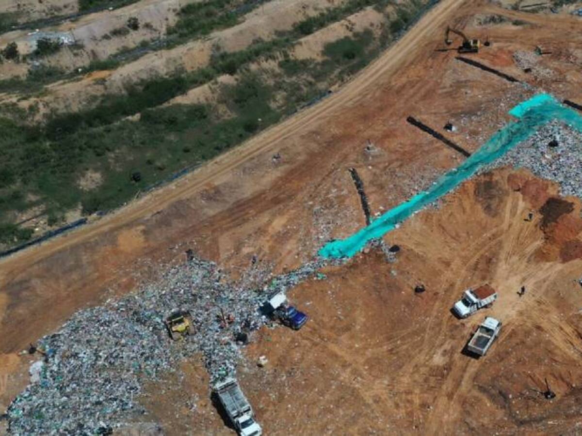 Iniciaron mesas para transformación de El Carrasco y búsqueda de un relleno