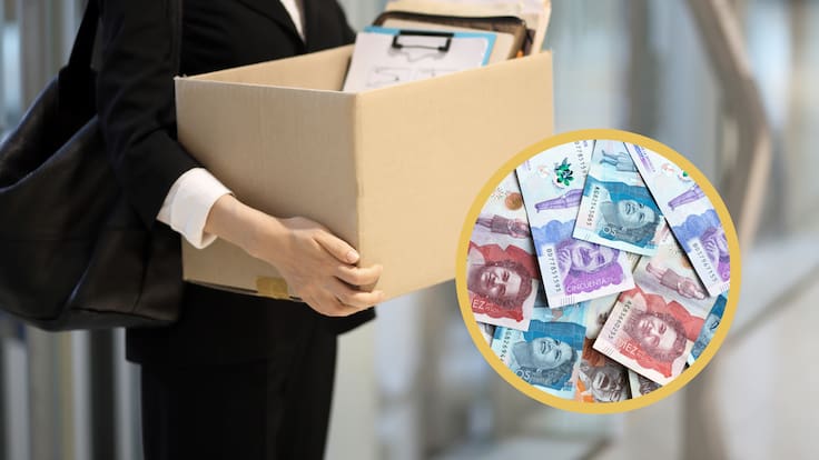 Mujer dejando su oficina llevando sus cosas personales en una caja. En el círculo, billetes colombianos de diferente denominación (GettyImages)
