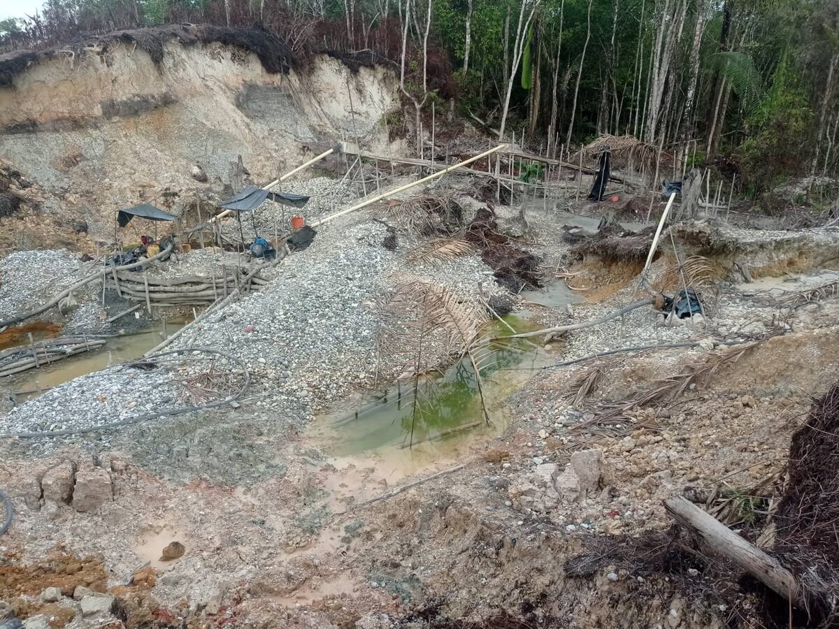 Tres personas muertas tras explosión en una mina en Suárez, Cauca