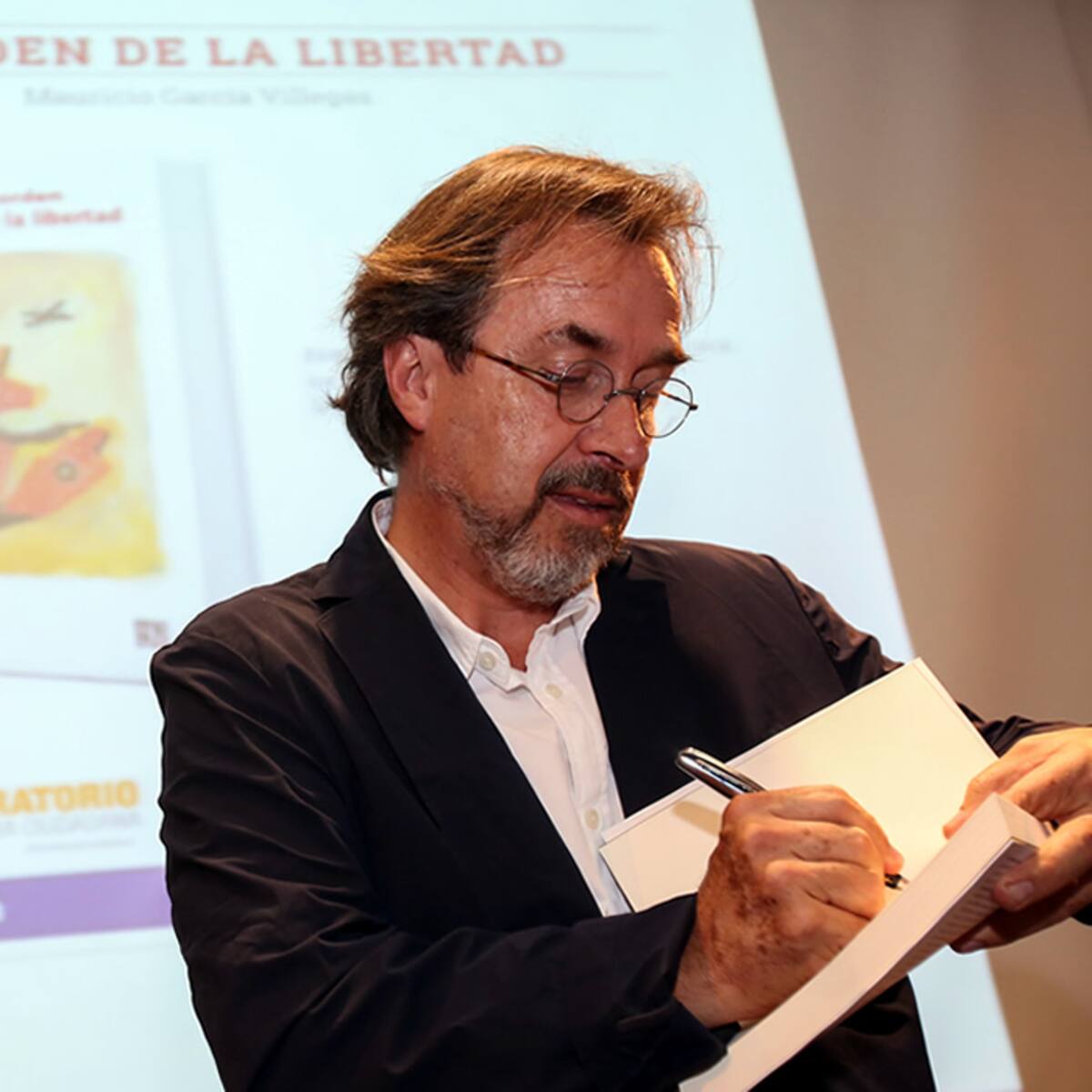 Colombia está llena de ideas que terminan estropeadas por malas emociones: Mauricio García
