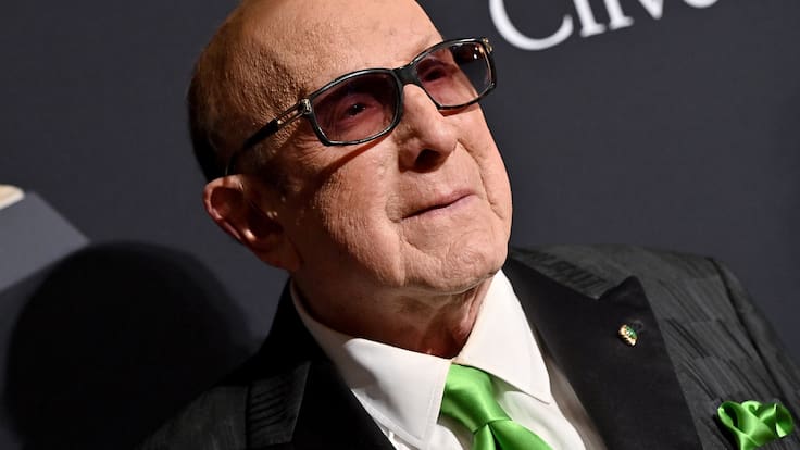 La W habló Clive Davis, el titán de la industria discográfica, en su cumpleaños 91