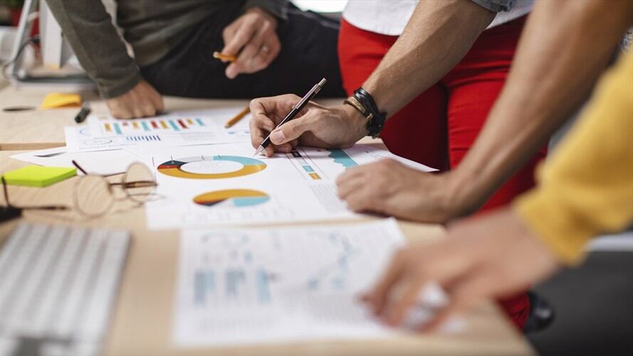 Según Recma, Initiative es la agencia de medios de mayor crecimiento en Colombia. Foto: Getty Images