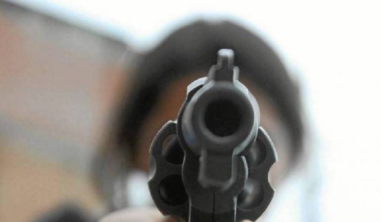 La policía adelantas las investigaciones para dar con el paradero de los responsables del crimen. Referencia,