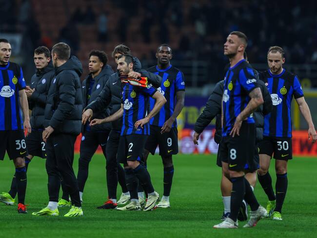 Milan (Italy), 04/03/2024.- Inter&#039;s players celebrate the victory at the end of the Italian Serie A soccer match Inter FC vs Genoa CFC at the Giuseppe Meazza stadium in Milan, Italy, 04 March 2024. (Italia, Génova) EFE/EPA/FABRIZIO CARABELLI