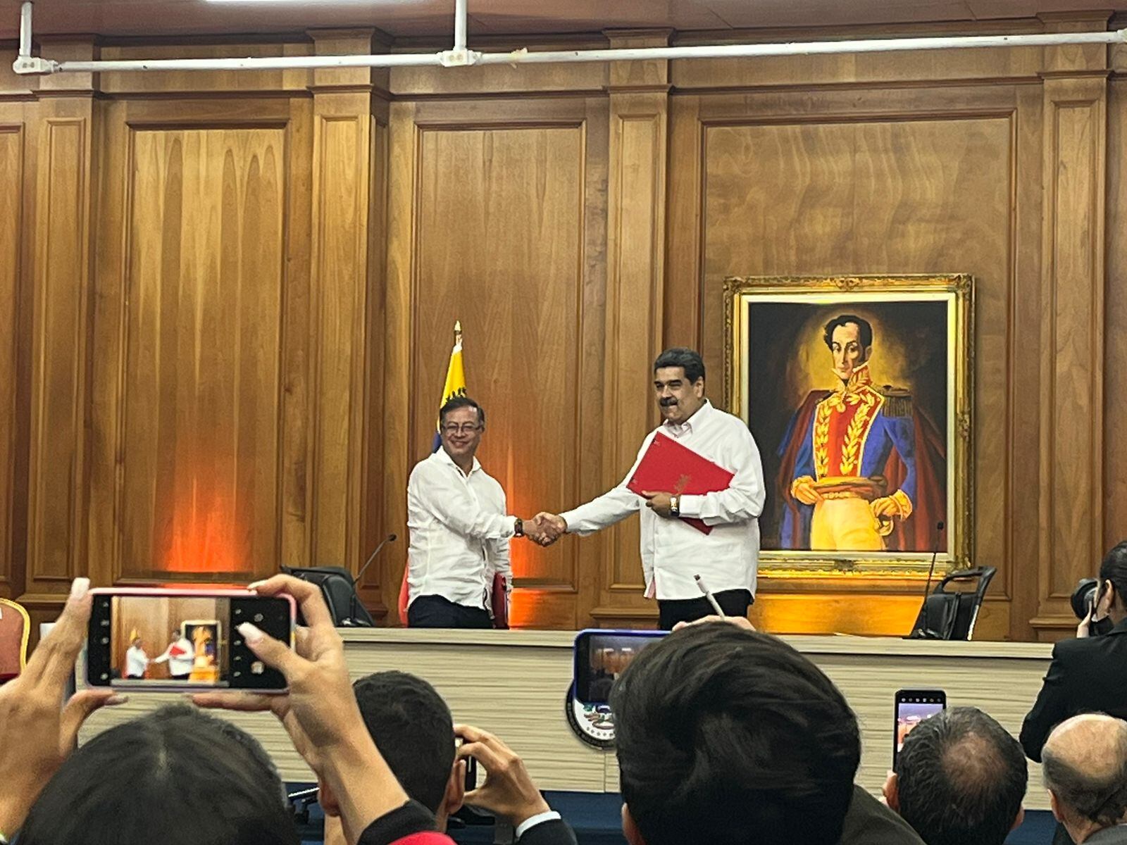 Gustavo Petro y Nicolás Maduro