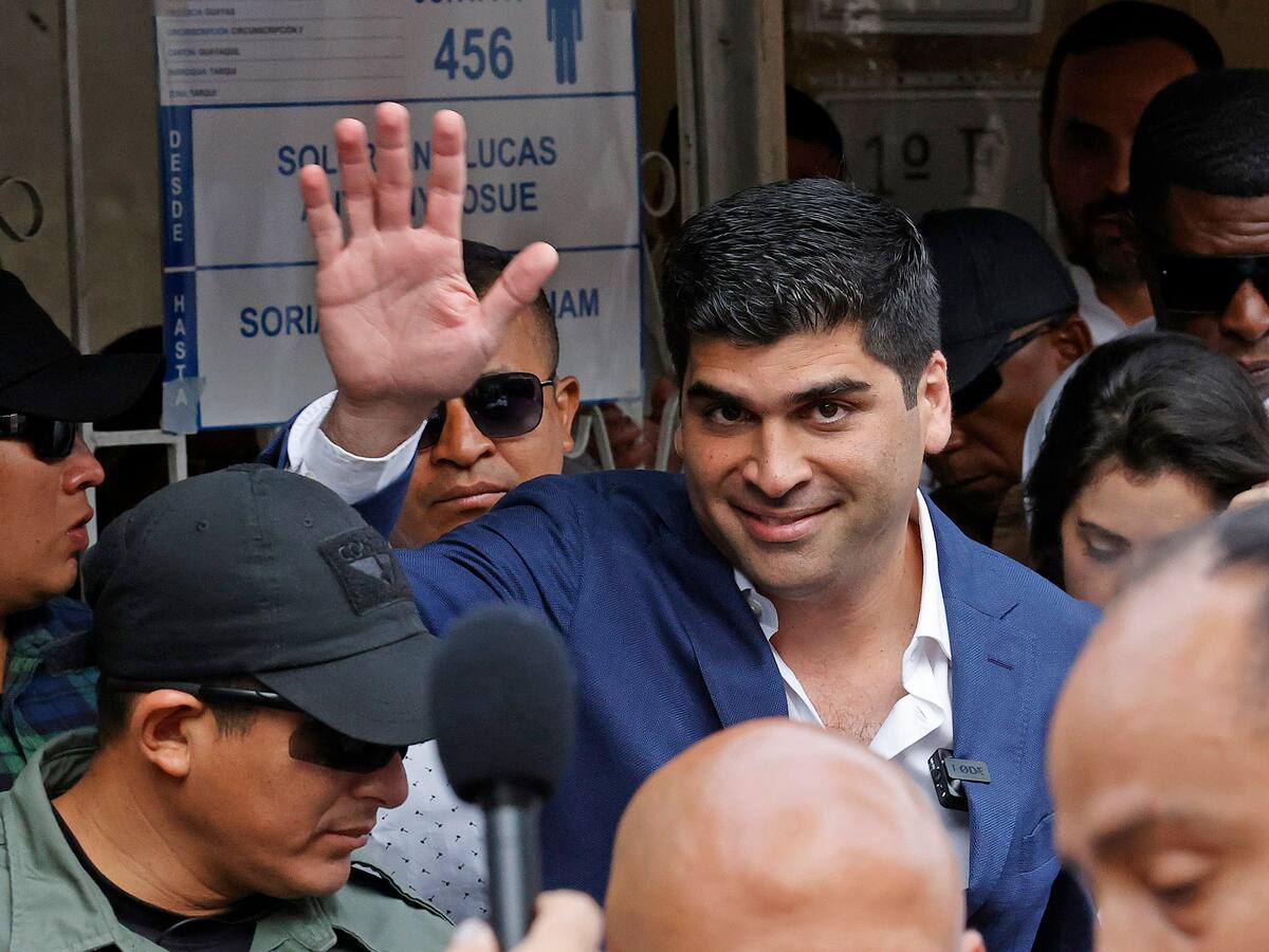 El candidato ecuatoriano Sonnenholzner acepta derrota al quedar lejos del balotaje