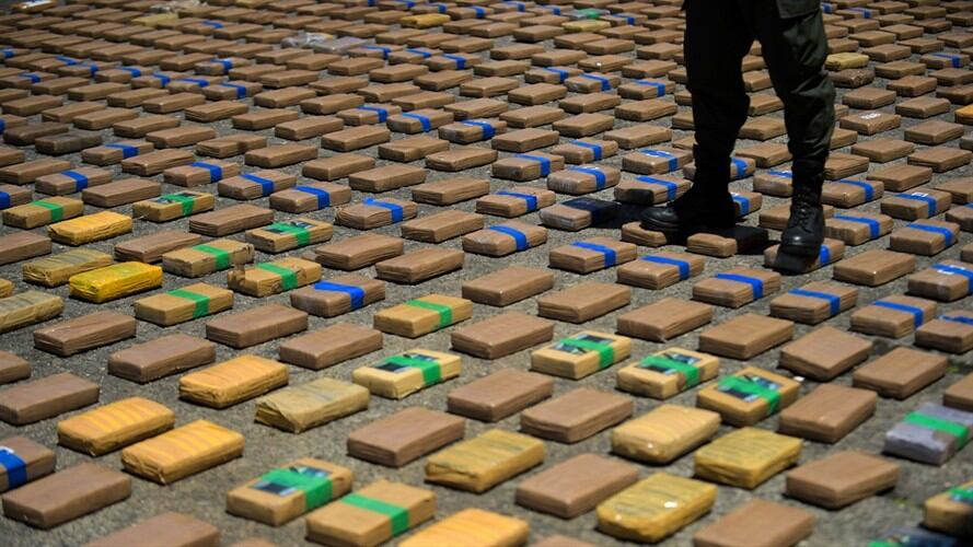 En una operación coordinada entre la Policía, Fiscalía y DEA, se logró la incautación de 4.7 toneladas de cocaína en dos semisumergibles. Foto: Getty Images
