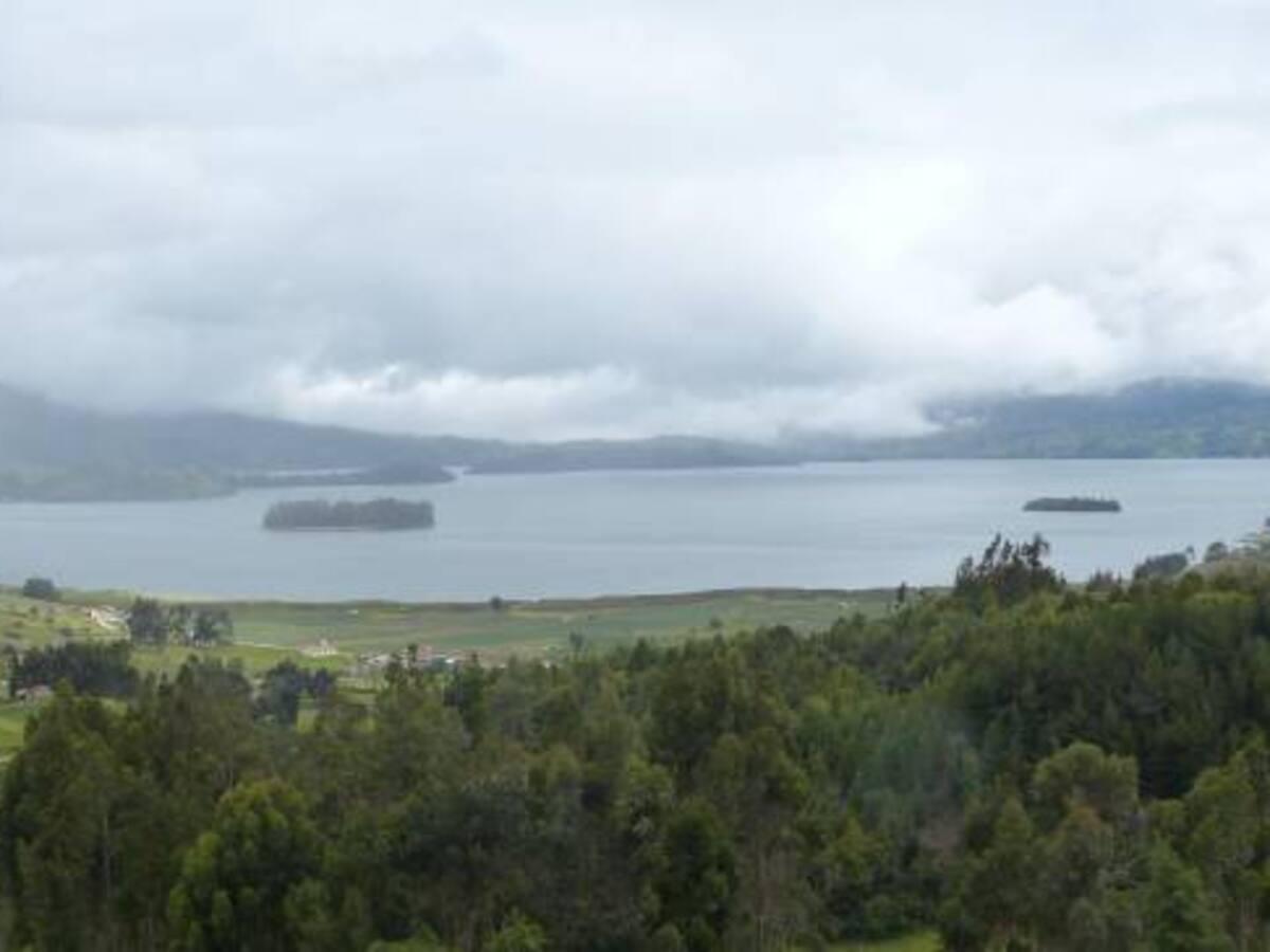 Se realizó construcción ilegal en la laguna de Tota