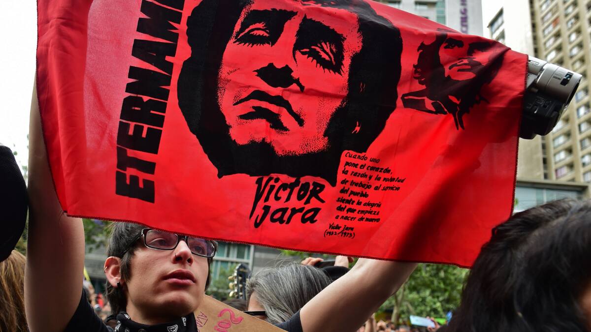 Justicia chilena condenó a siete militares (r) por asesinato de Víctor Jara en dictadura