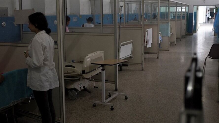 Alerta por escasez de anestésicos locales en Colombia. Foto: Agencia Anadolu